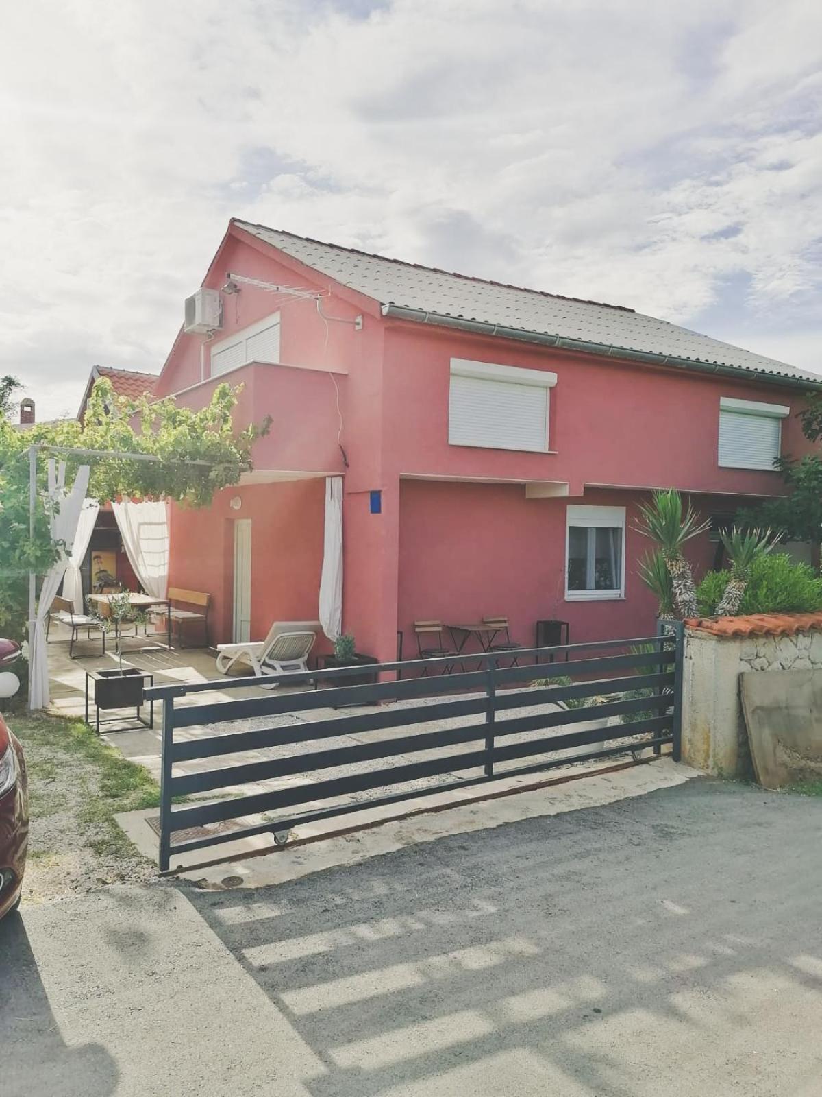 House For Rent Paola Villa Ražanac Екстериор снимка