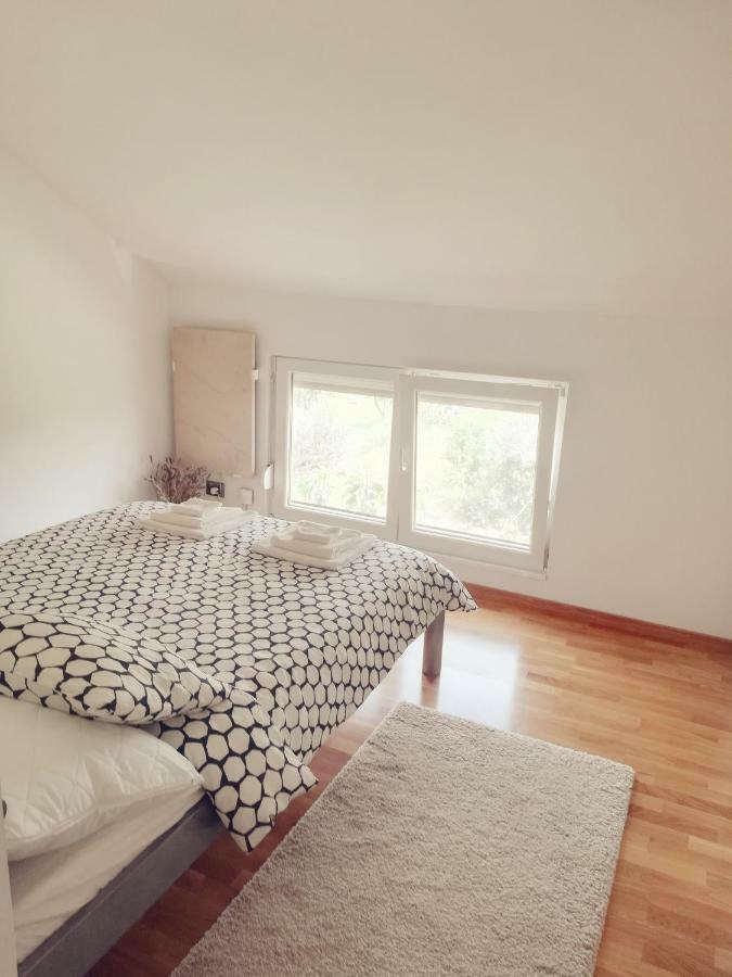 House For Rent Paola Villa Ražanac Екстериор снимка