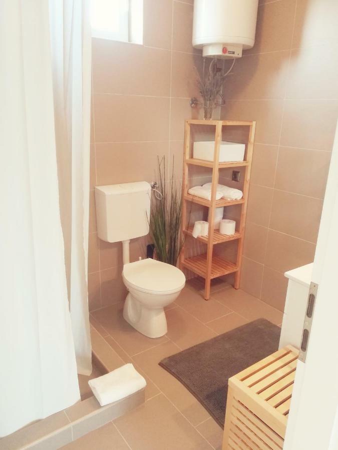 House For Rent Paola Villa Ražanac Екстериор снимка