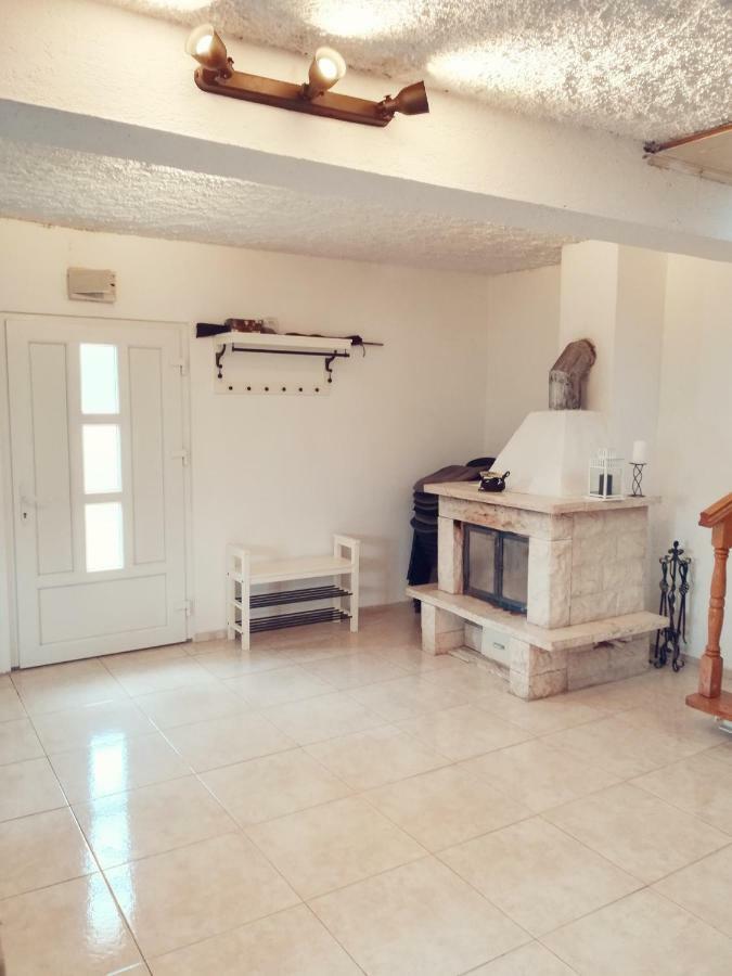 House For Rent Paola Villa Ražanac Екстериор снимка