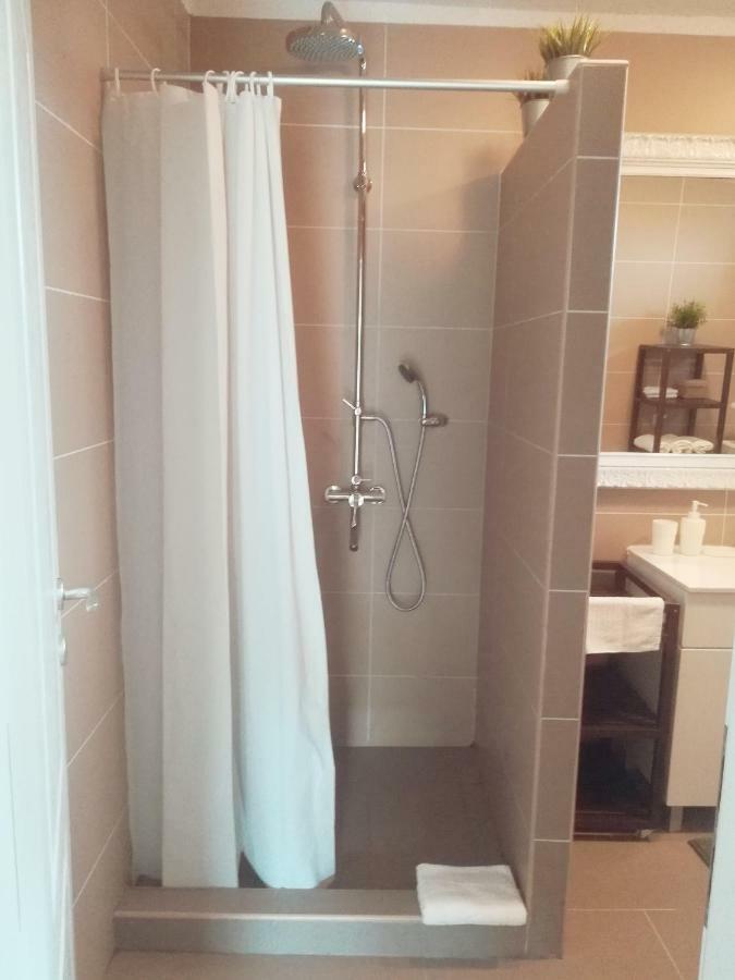 House For Rent Paola Villa Ražanac Екстериор снимка